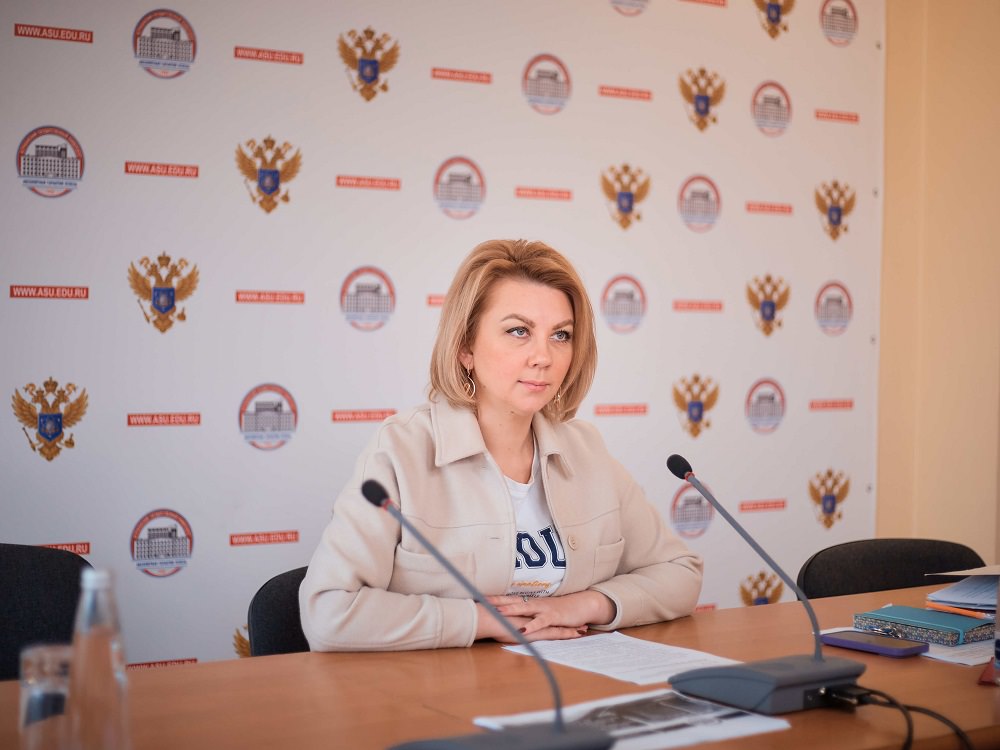 ASU Vice Rector Speaks atRound Table Arranged byRussian-Turkmen Cultural Center